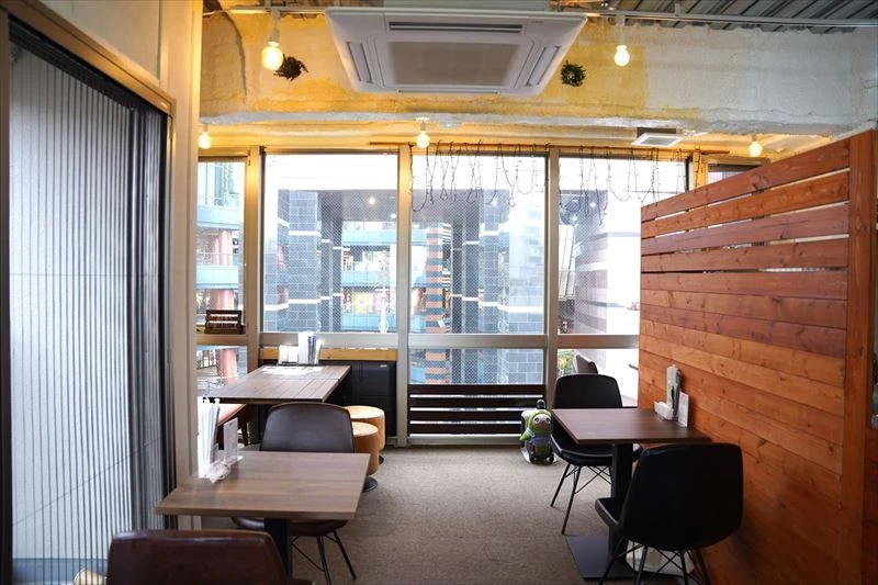 カフェ